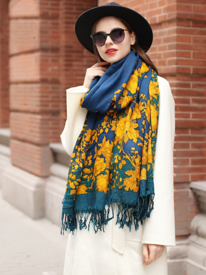 Women's Pure Wool Scarf With Cape Print - Image 2