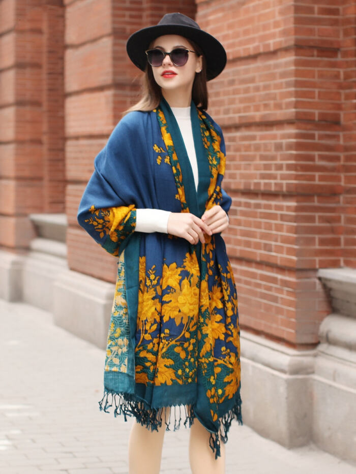 Women's Pure Wool Scarf With Cape Print - Image 3